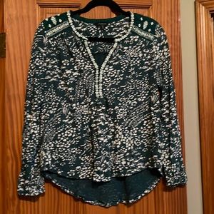 Beautiful Boho top ladies size medium